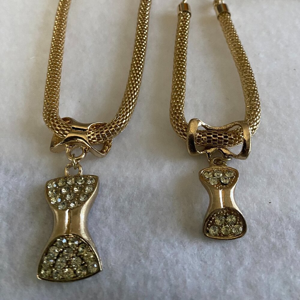 Necklace Set - Picture 2 of 4